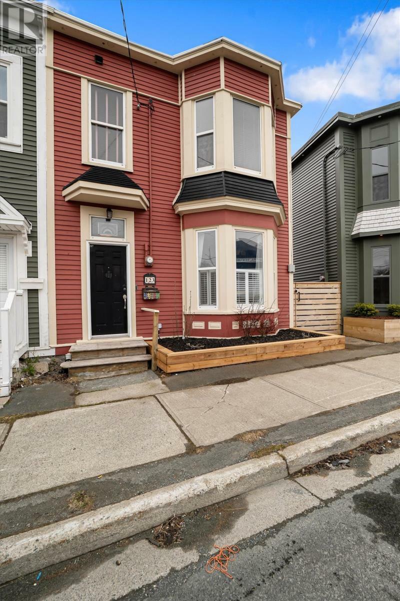 Photo de la propriété: 123 Pennywell Road NL A1C 2L3