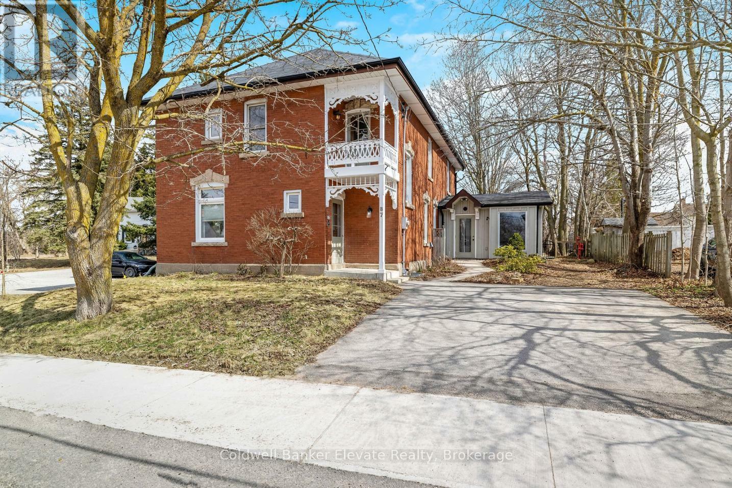 Property Photo: 87 Trafalgar Road North ON N0B 1Z0