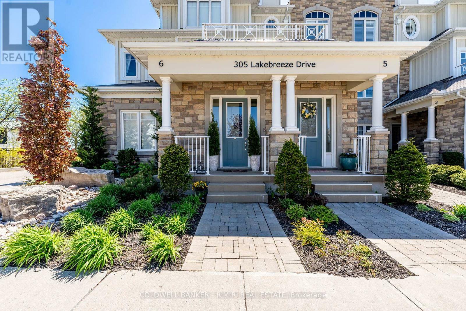 Photo de la propriété: 305 Lakebreeze Drive 6G ON L1B 0A1