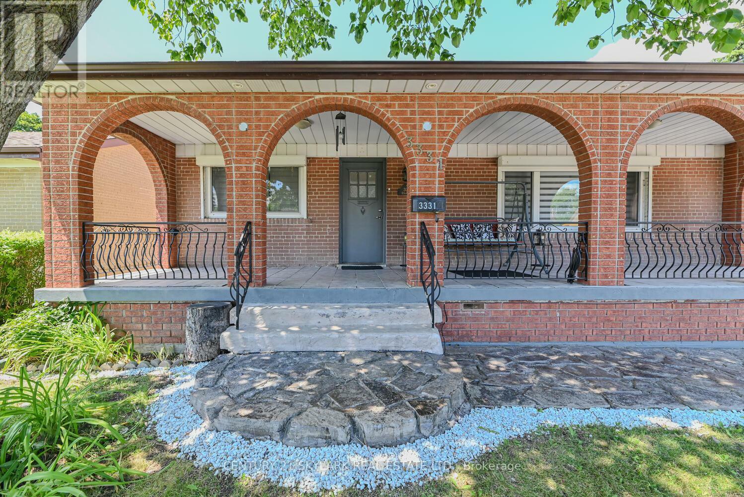 Property Photo: 3331 Etude Drive ON L4T 1T4