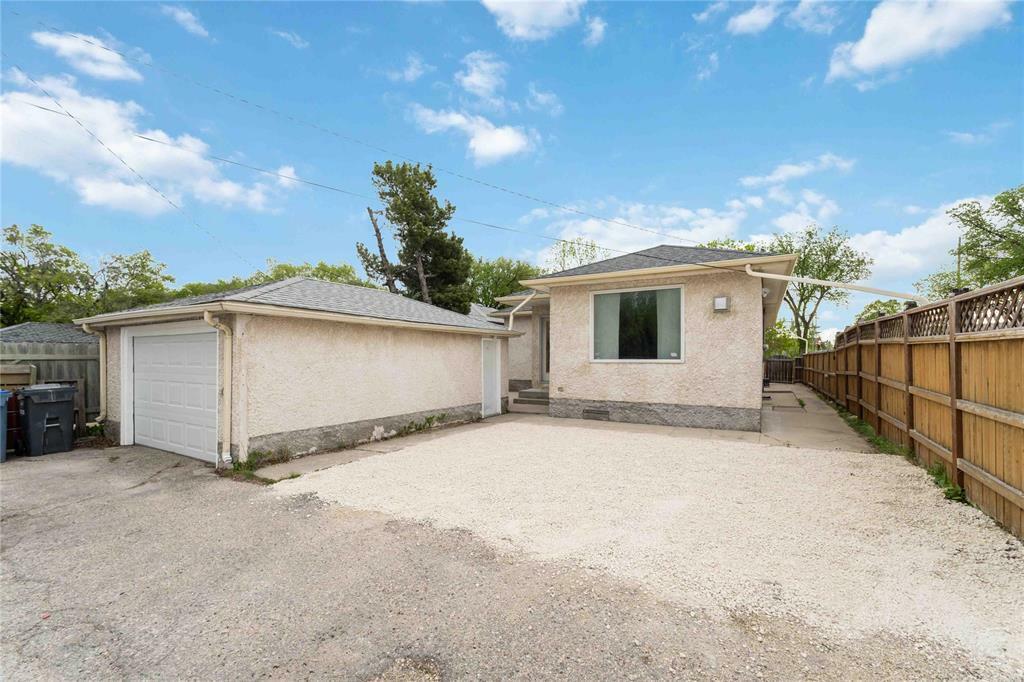 Photo de la propriété: 699 Oxford Street MB R3M 3J3
