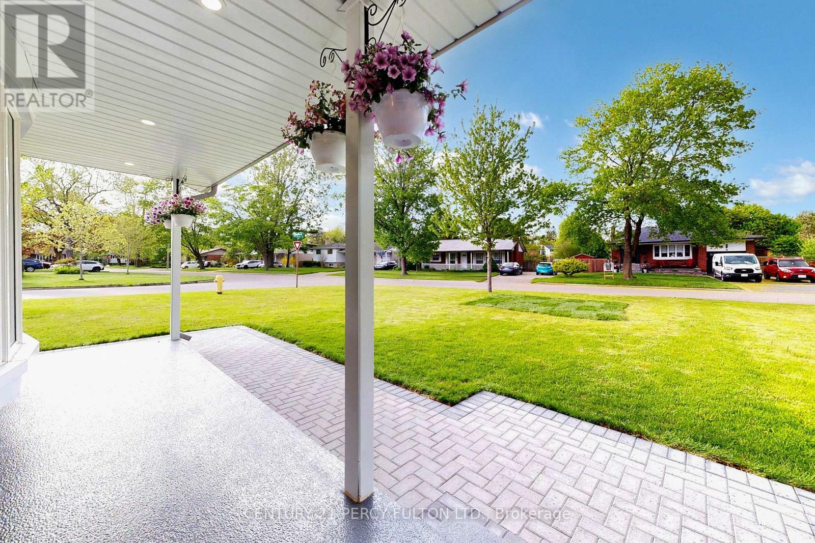 Property Photo:  8 Burrells Road  ON L1S 2V5 