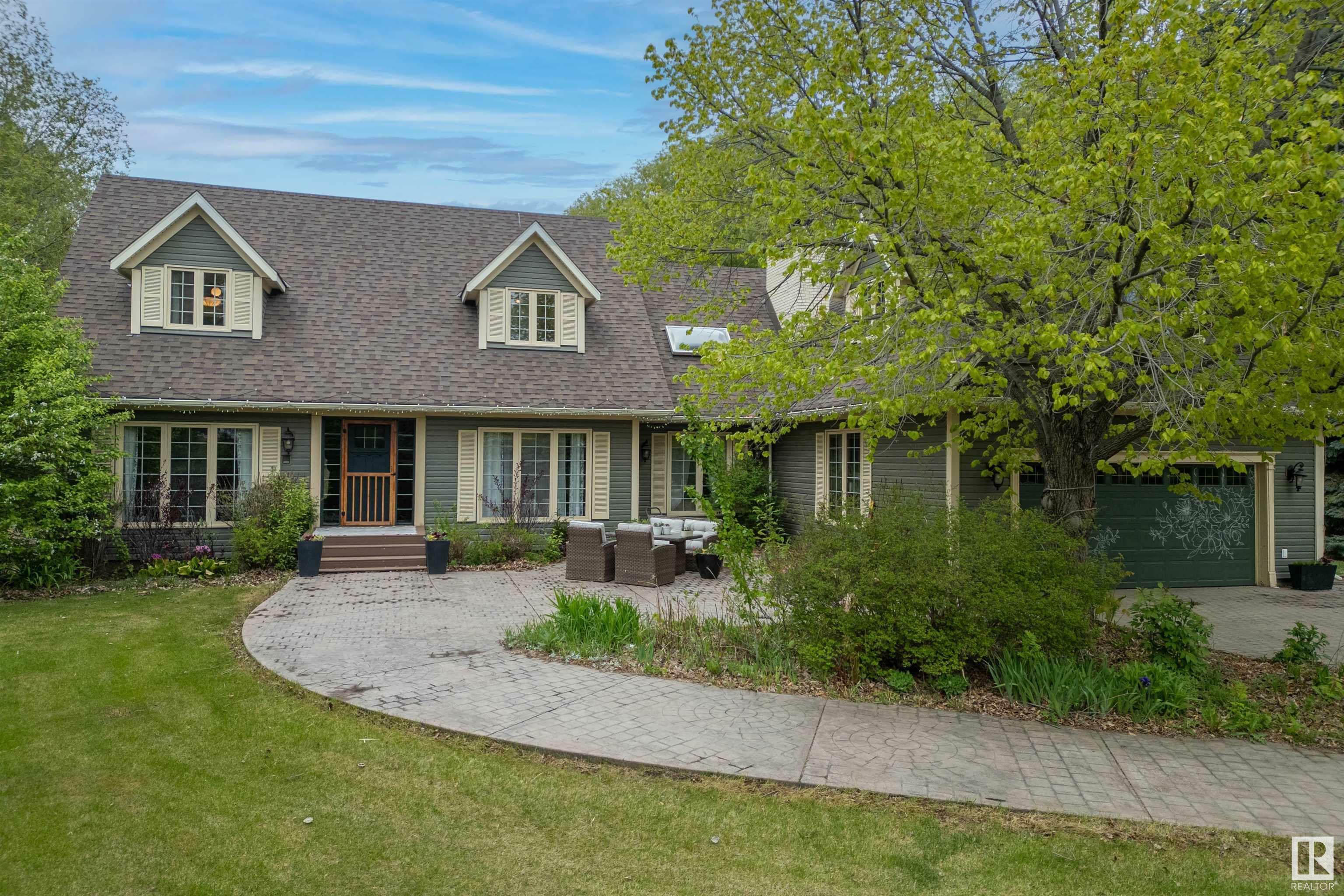 24 Manor View Crescent  Rural Sturgeon County AB T8T 0C7 photo