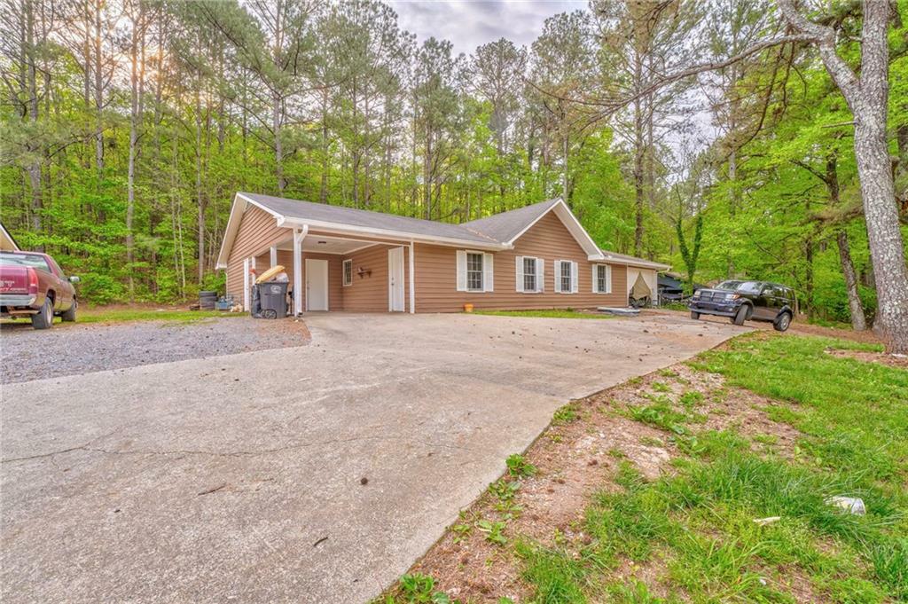 Property Photo: 519 &Amp 521 Chateau Drive SE GA 30161