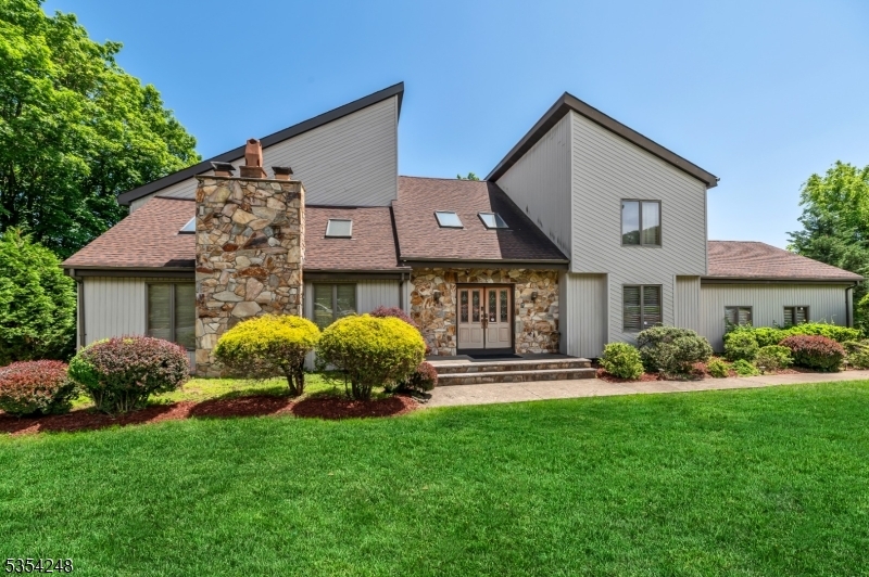 Property Photo: 81 Columbus Ave NJ 07512