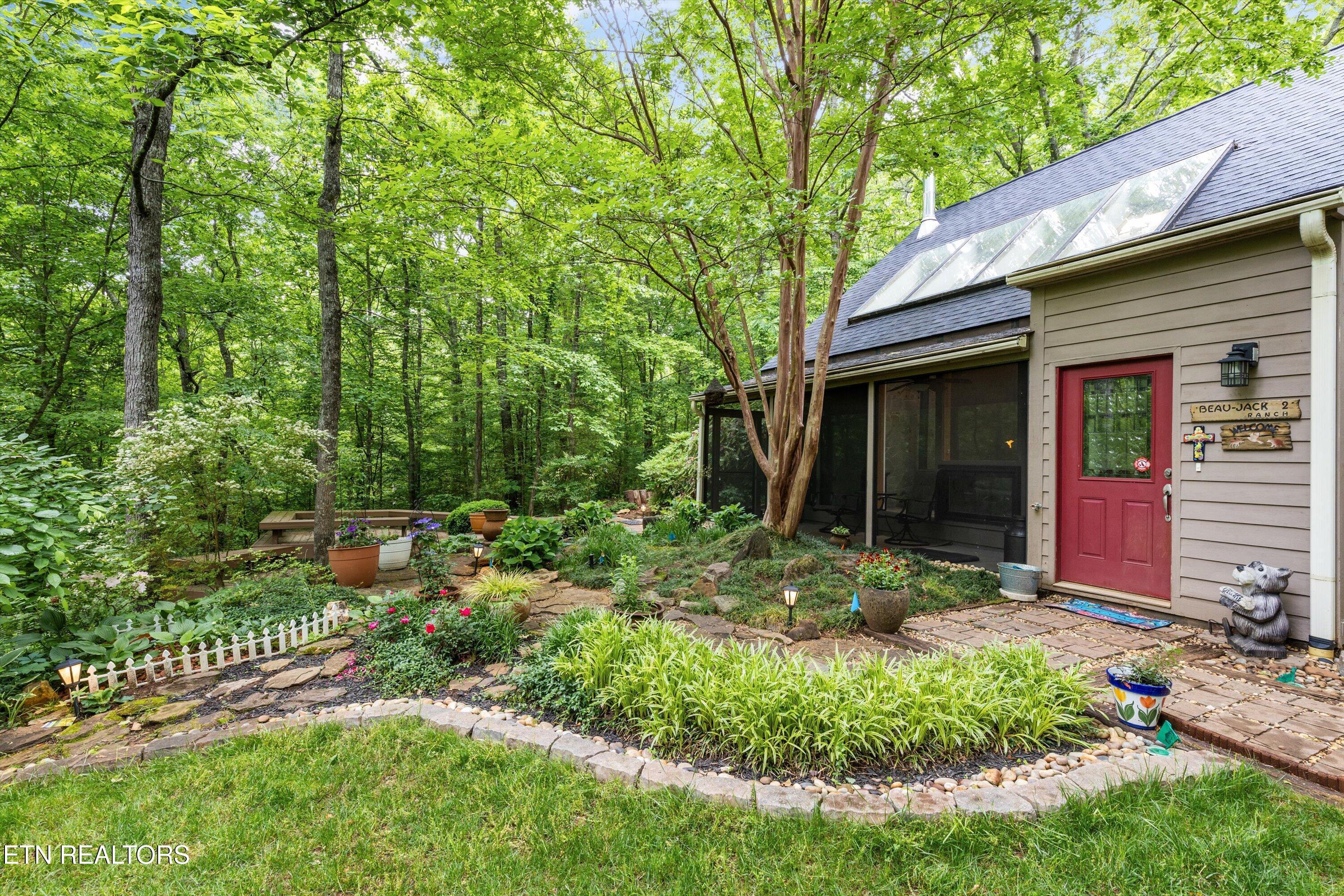 Property Photo: 5009 Big Springs Rd TN 37737