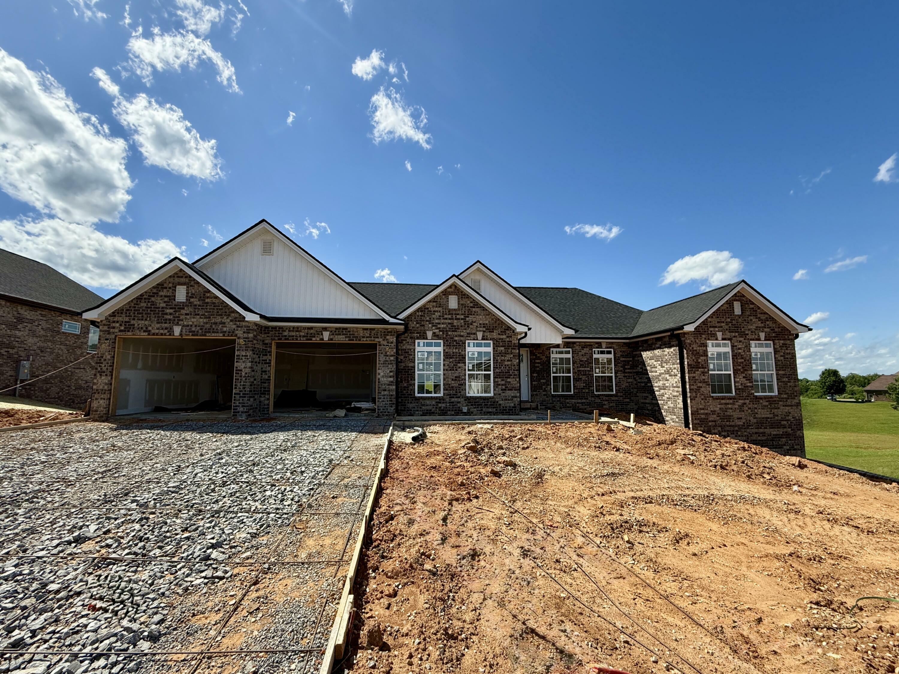 Property Photo: 77 Sunrise Path KY 42503