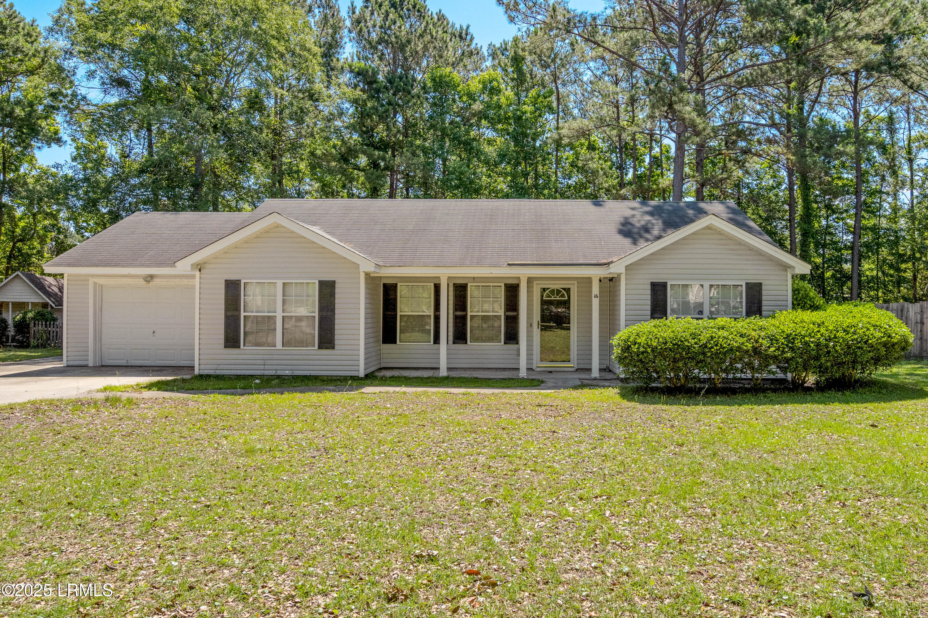 16 Star Magnolia Court  Beaufort SC 29907 photo