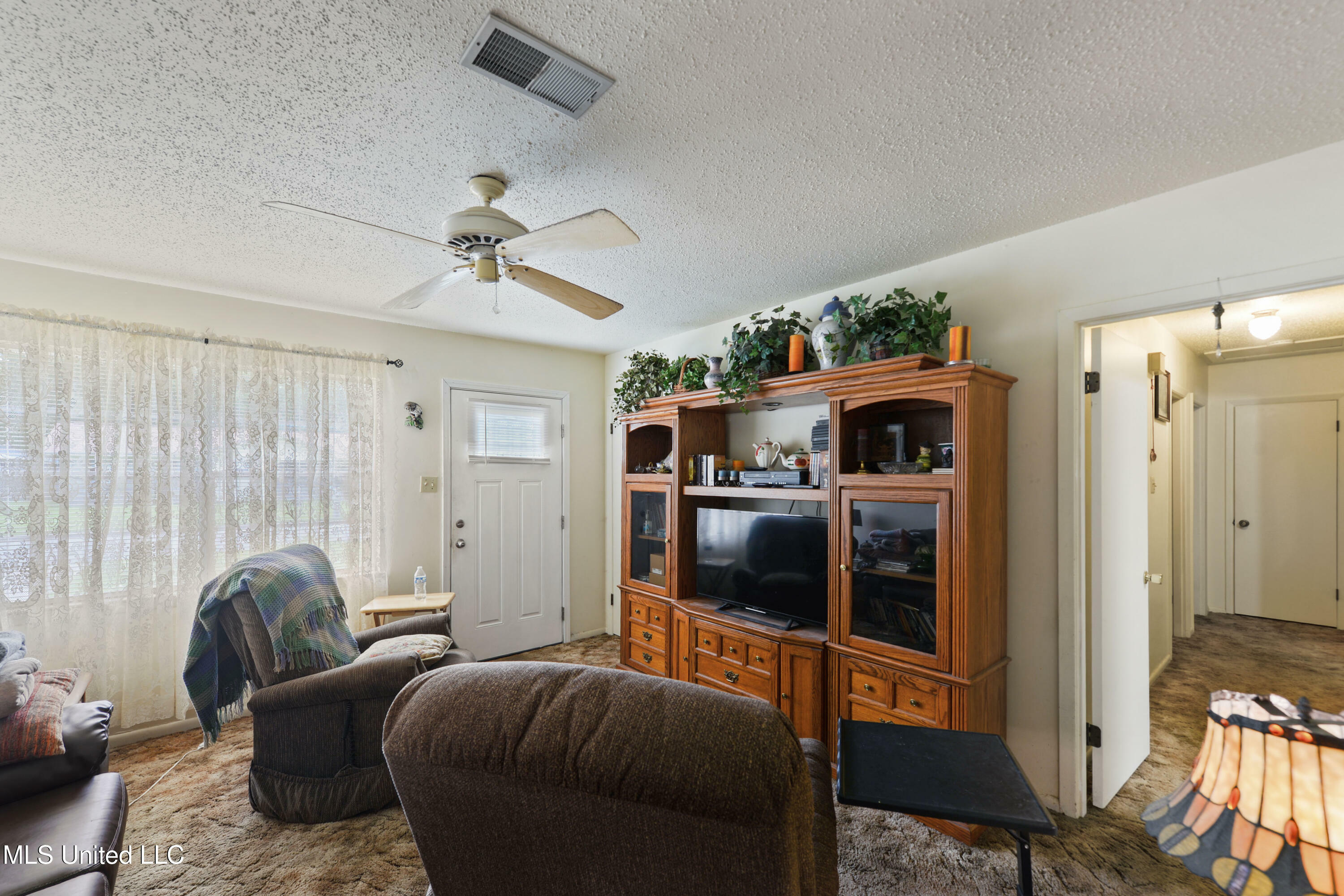 Property Photo: