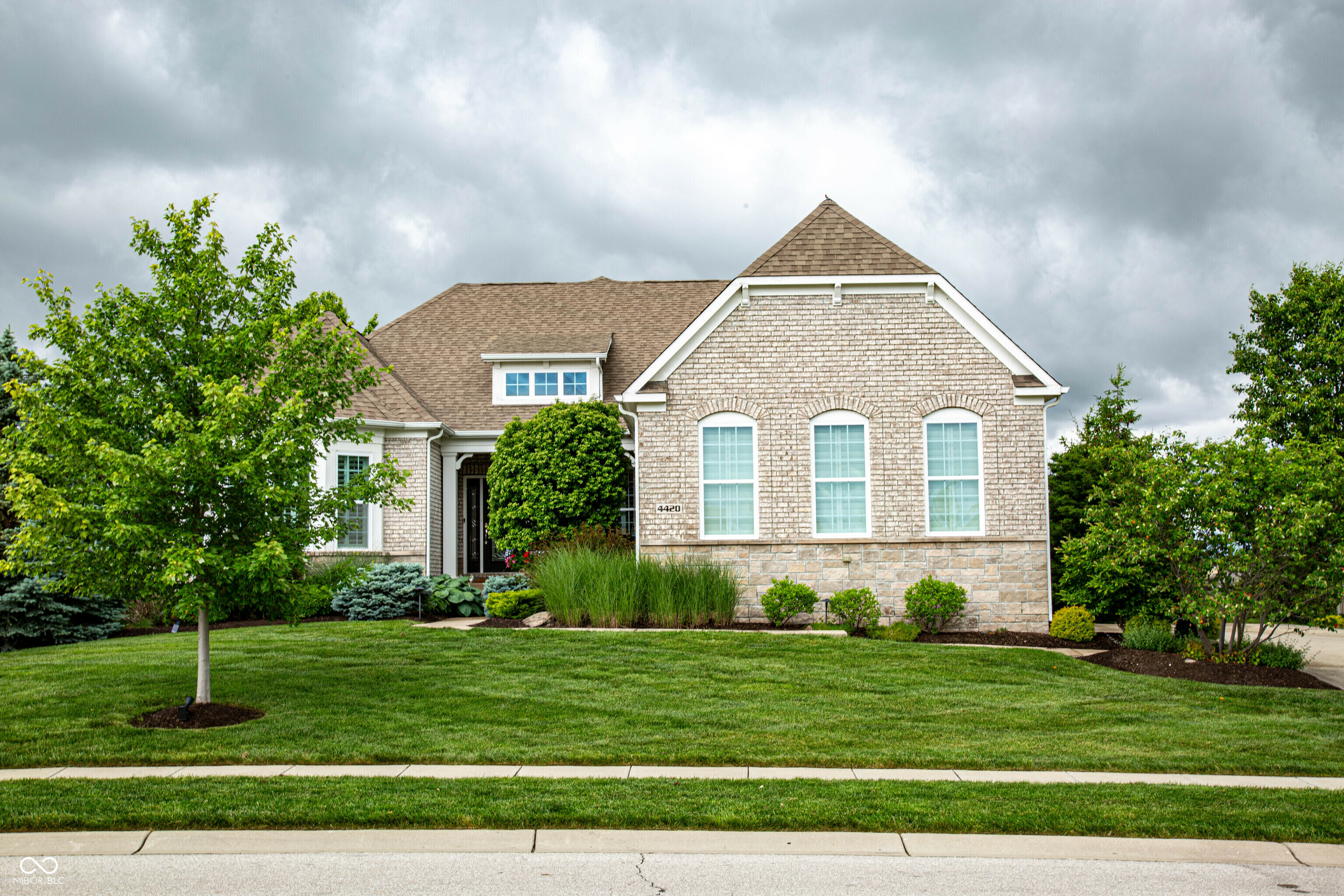 Property Photo:  4420 Hickory Ridge Boulevard  IN 46143 
