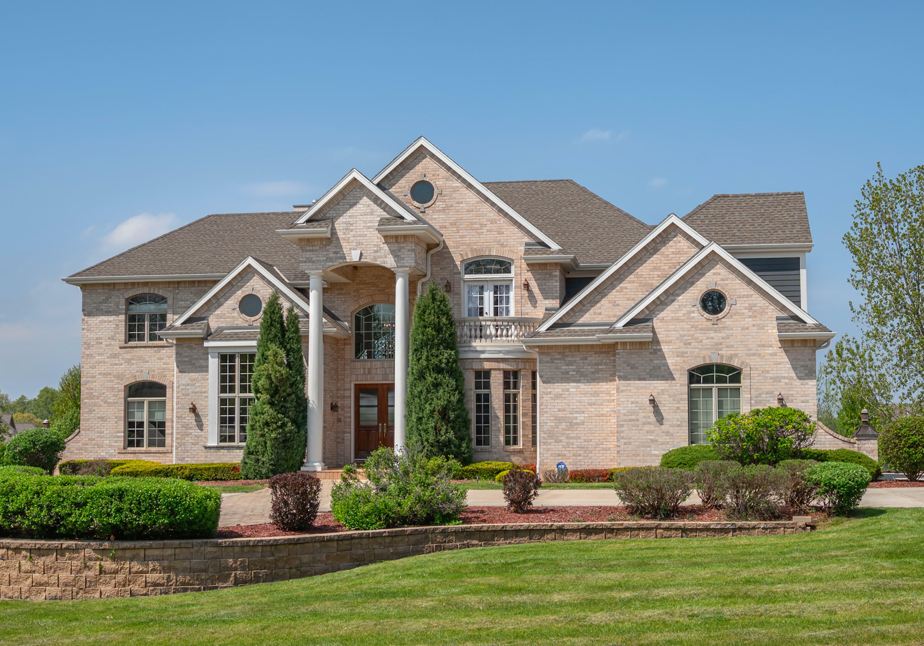Property Photo: 18290 Prairie Falcon Ln WI 53045
