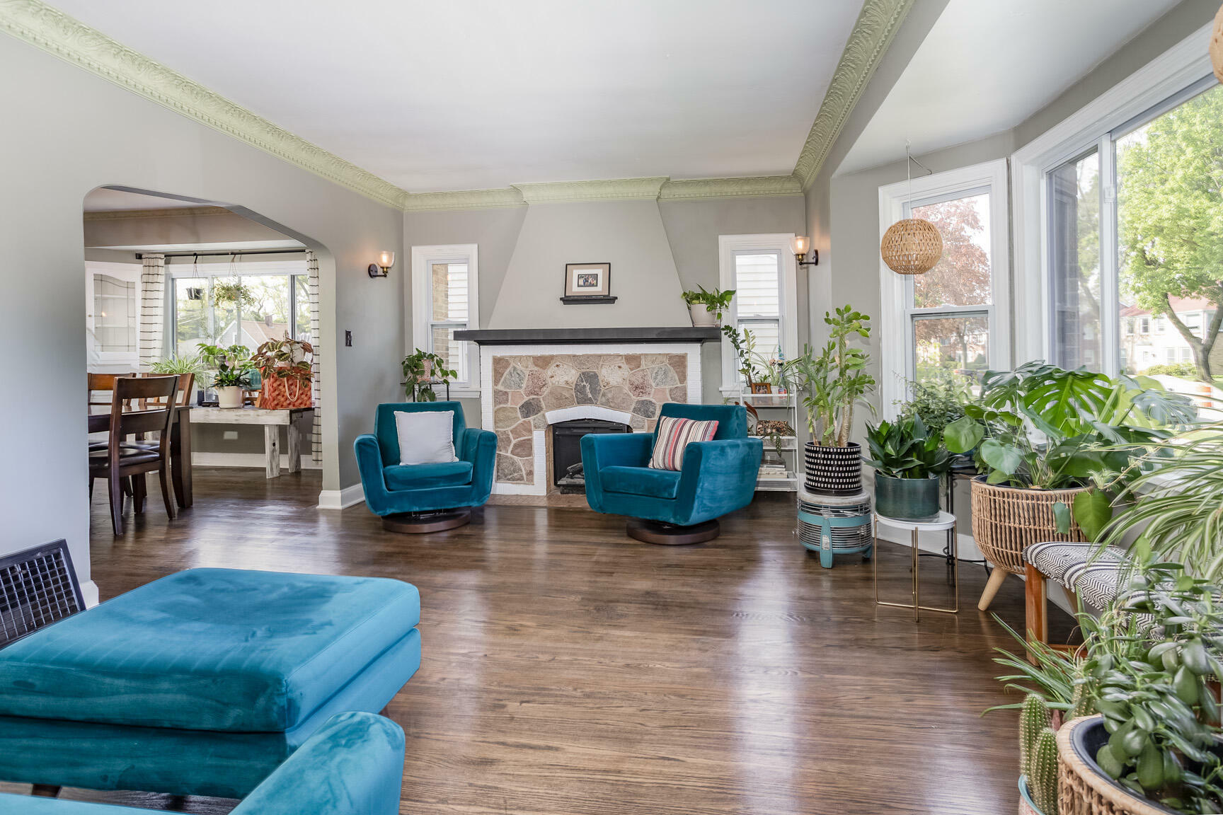 Property Photo: 4892 N Mohawk Ave WI 53217