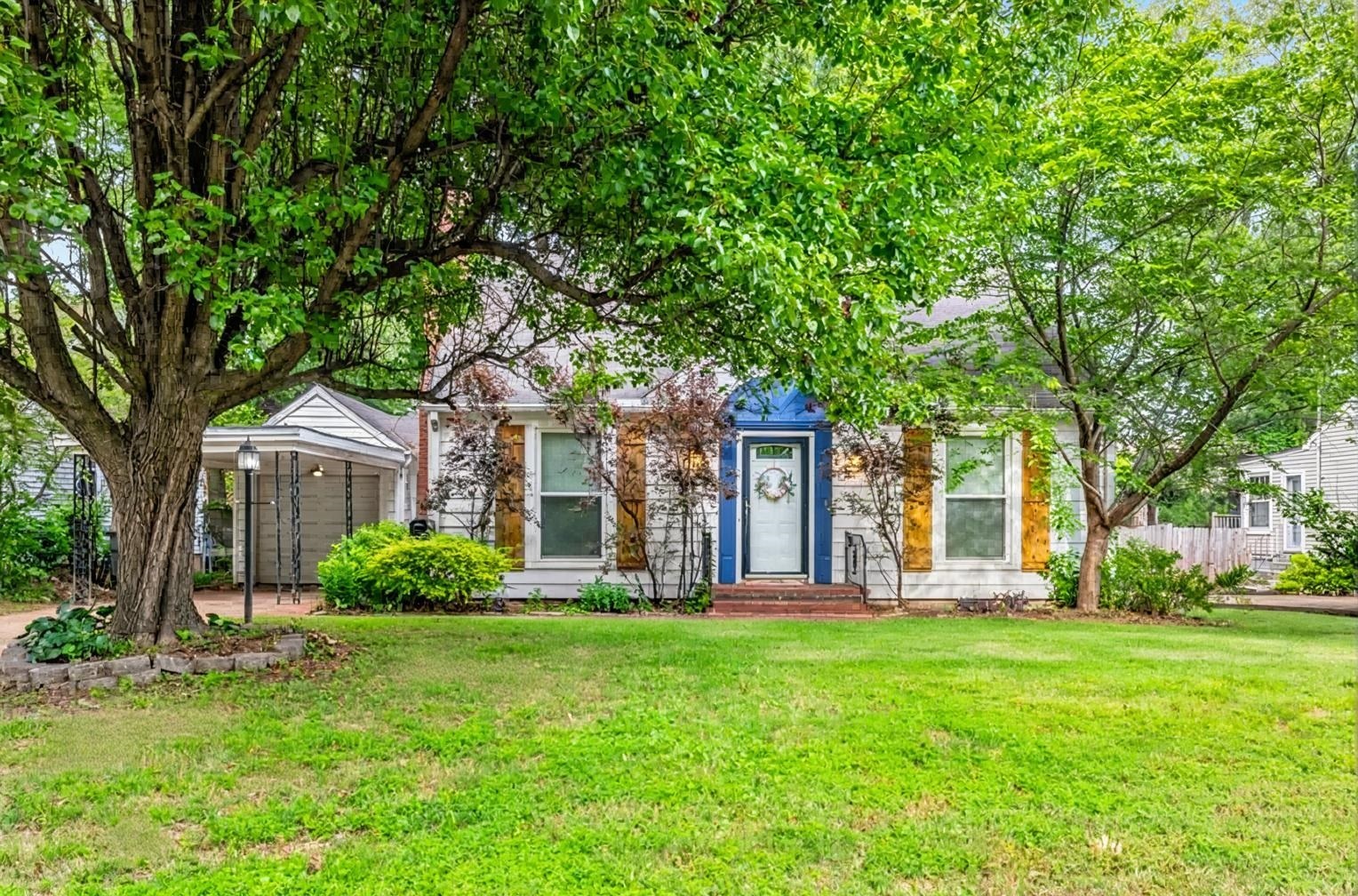 Property Photo: 18 N Reese St TN 38111