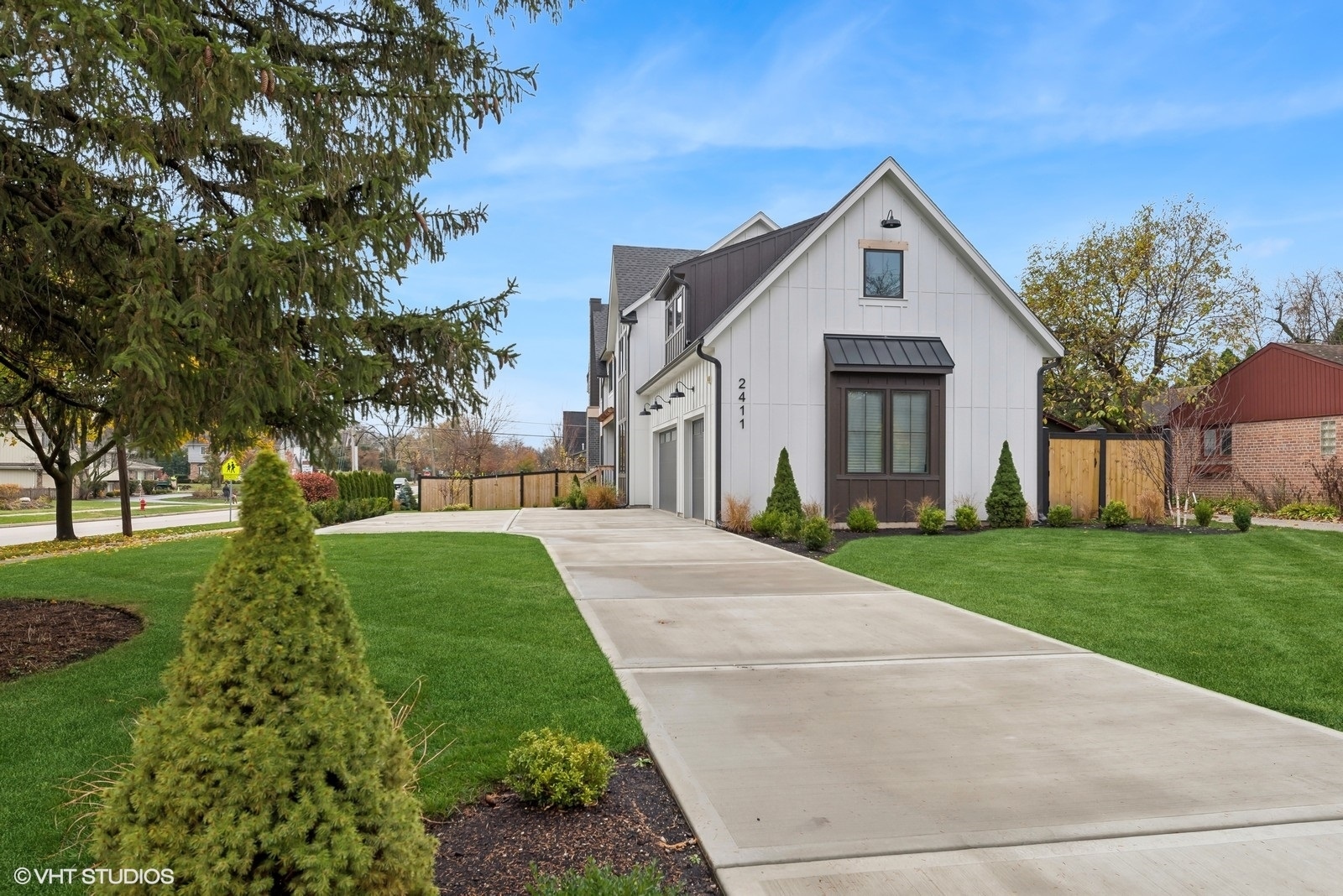 Property Photo: 2411 Woodlawn Road IL 60062