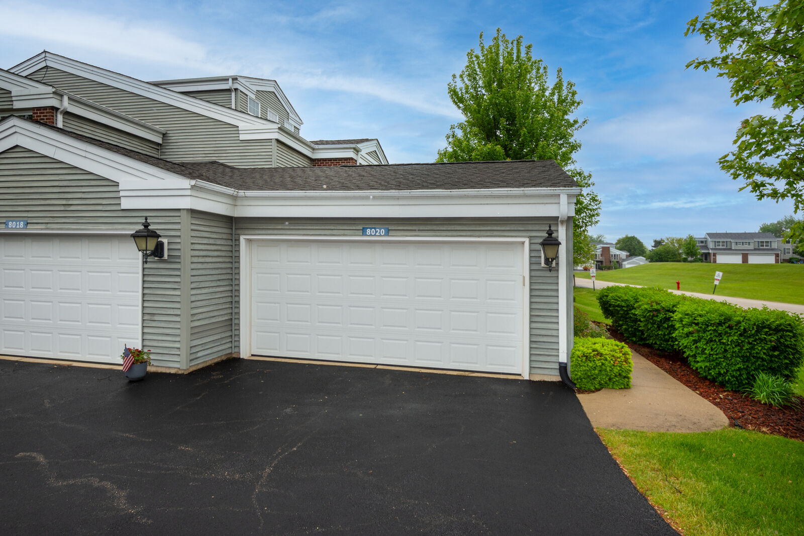 Property Photo: 8020 Sunflower Court 8020 IL 60020