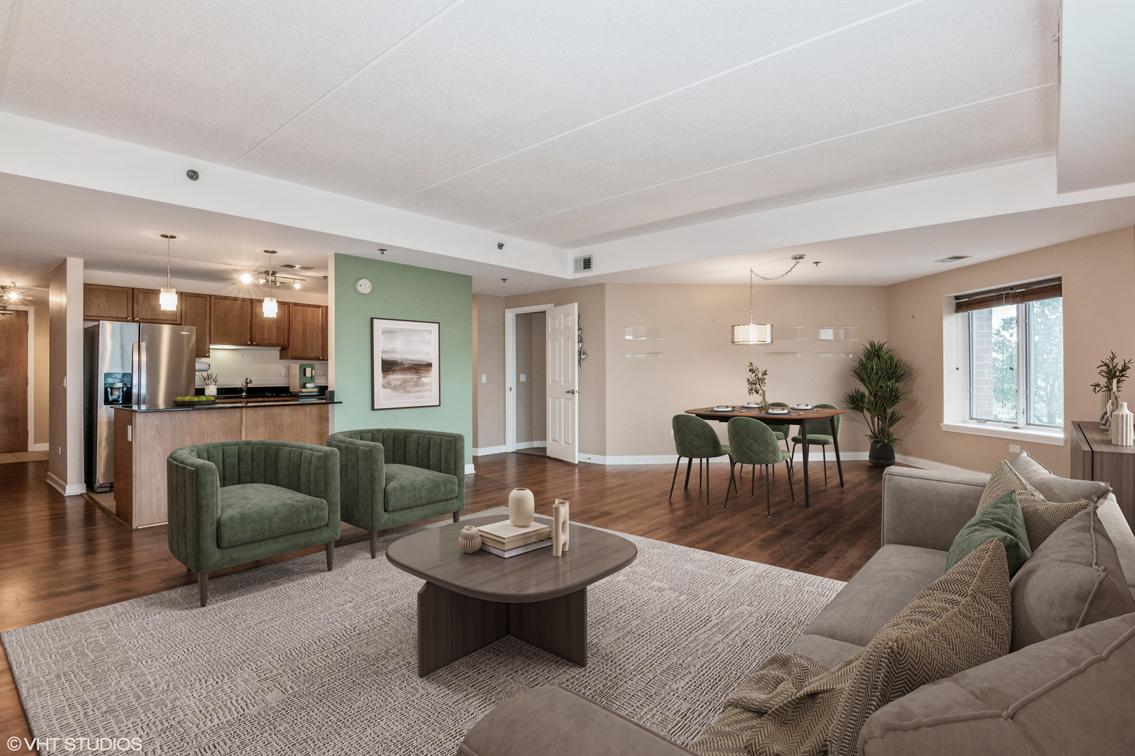 Property Photo: 865 E 22nd Street 428 IL 60148