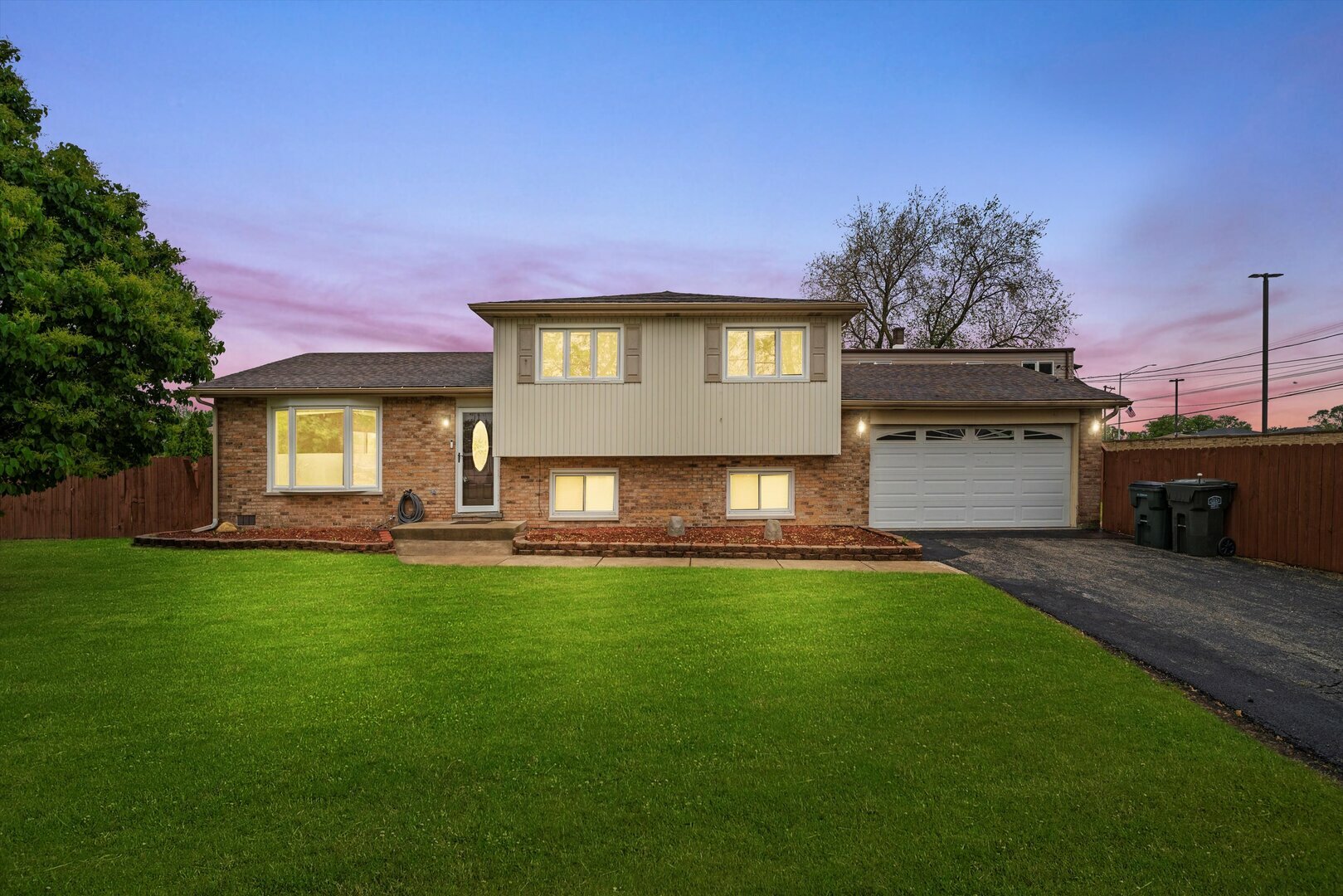 Property Photo: 8300 S 79th Court IL 60458