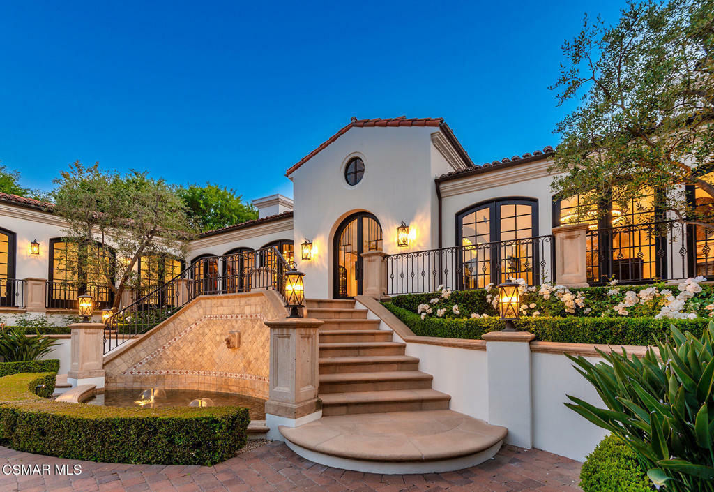 Property Photo: 4963 Summit View Drive CA 91362