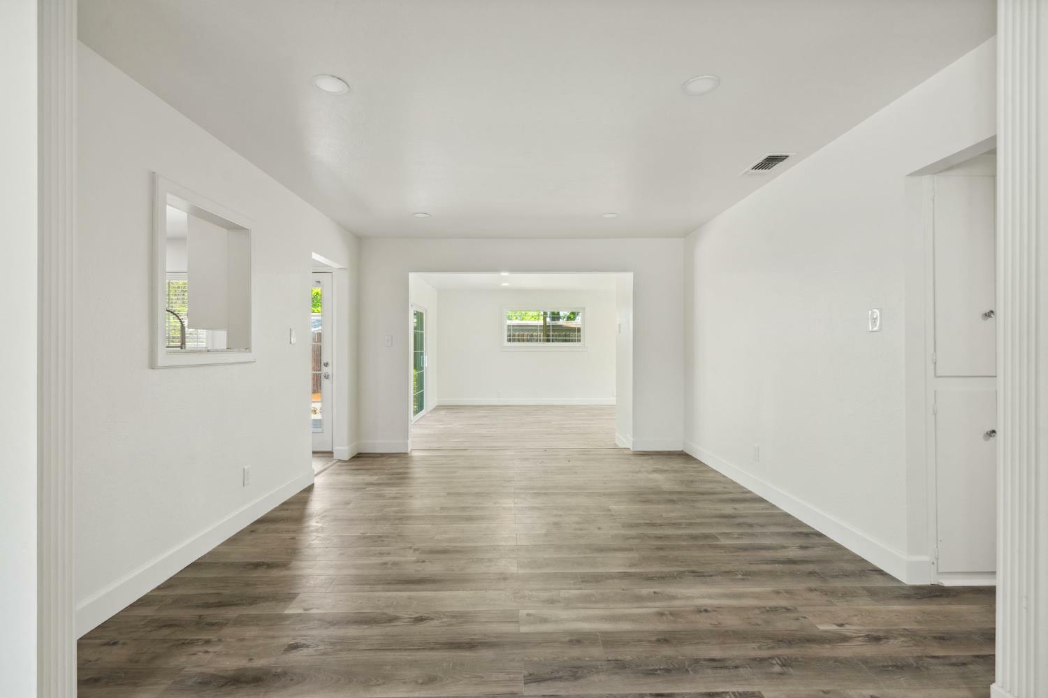 Property Photo: 1821 Opper Avenue CA 95822