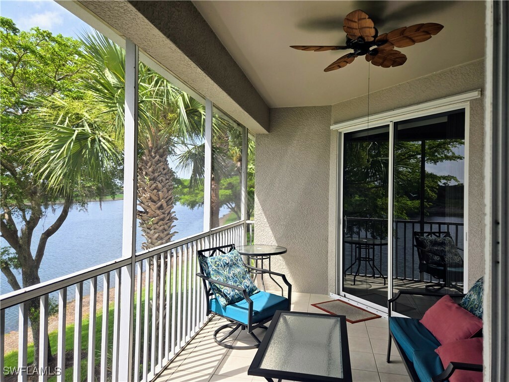 Property Photo: 10020 Sky View Way 905 FL 33913