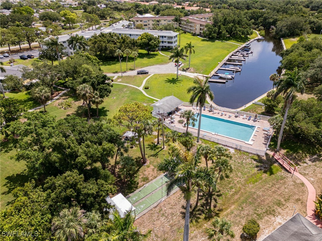 Property Photo: 1415 Tropic Terrace 1415 FL 33903
