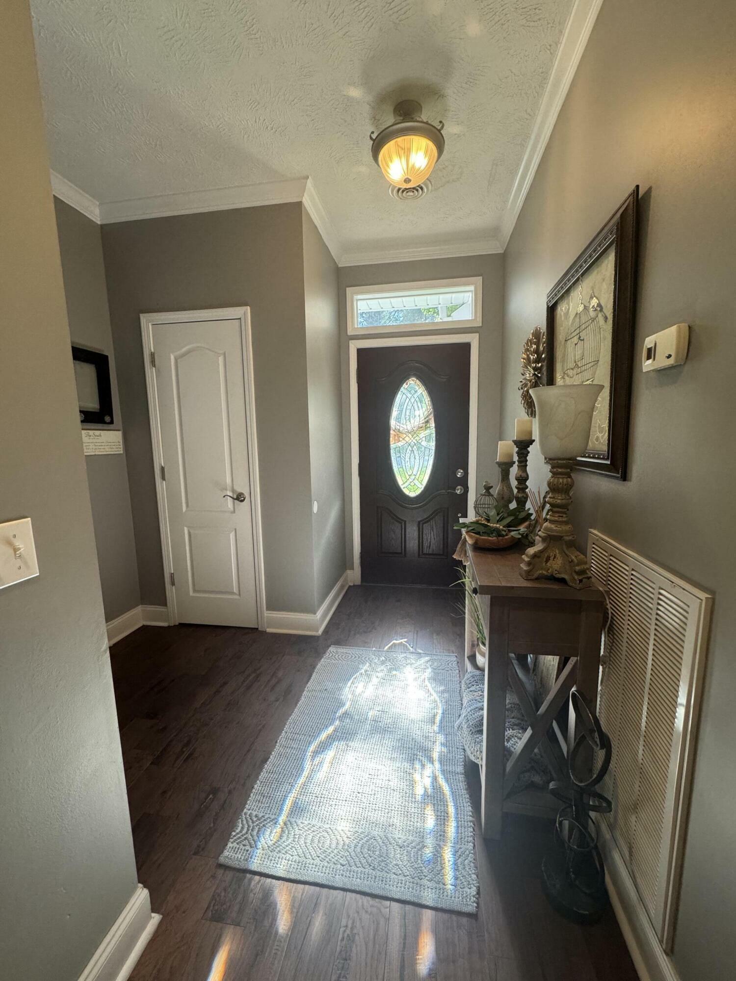 Property Photo:  520 North Glenfield Road  MS 38652 