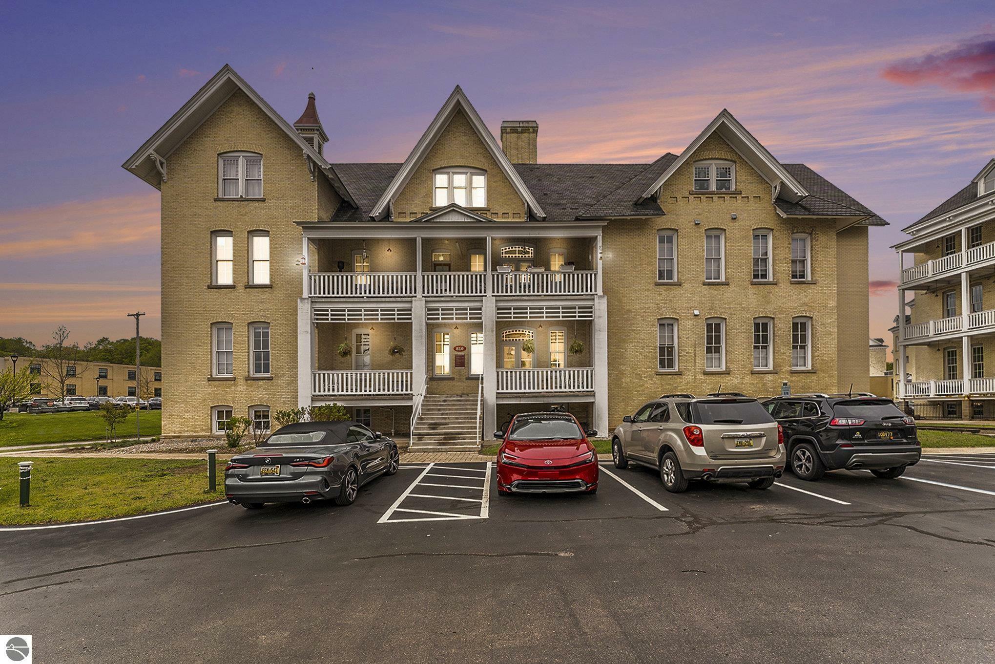 Property Photo: 810 Cottageview Drive MI 49684