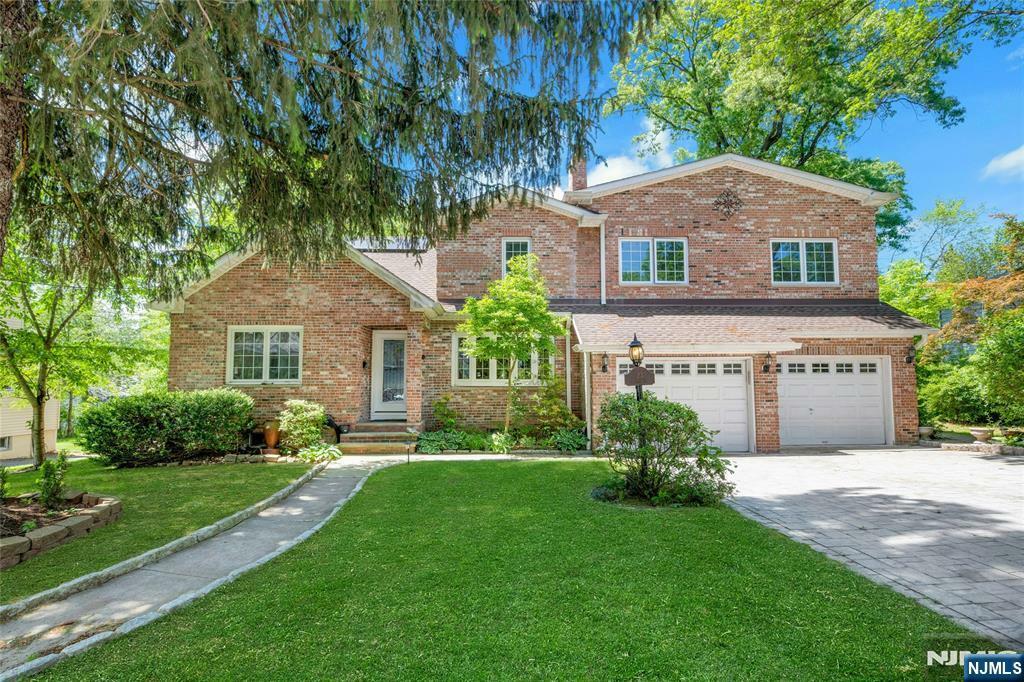21 Sheridan Avenue  West Orange NJ 07052 photo