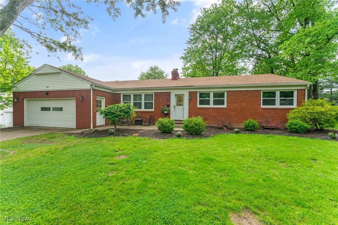 Property Photo: 395 Overbrook Drive OH 44406
