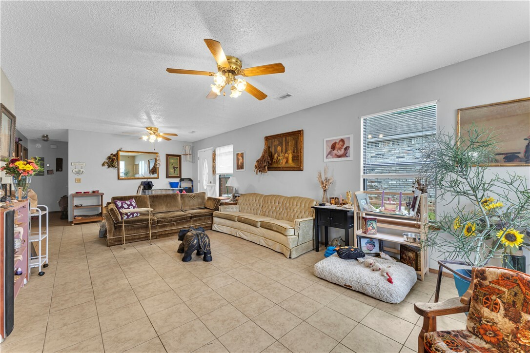 Property Photo: 1422 & 1424 N Dawn Drive 1422 &Amp1424 AR 72703