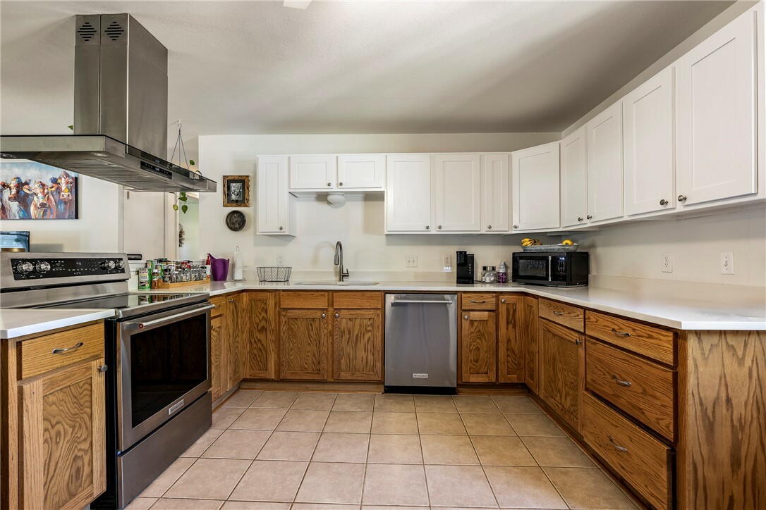 Property Photo: 909 SE 11th Street AR 72712