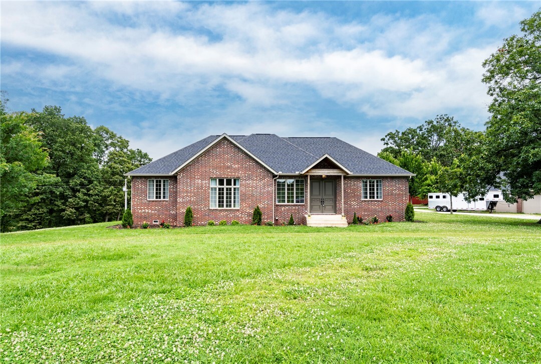 Property Photo: 15071 Crossover Road AR 72736