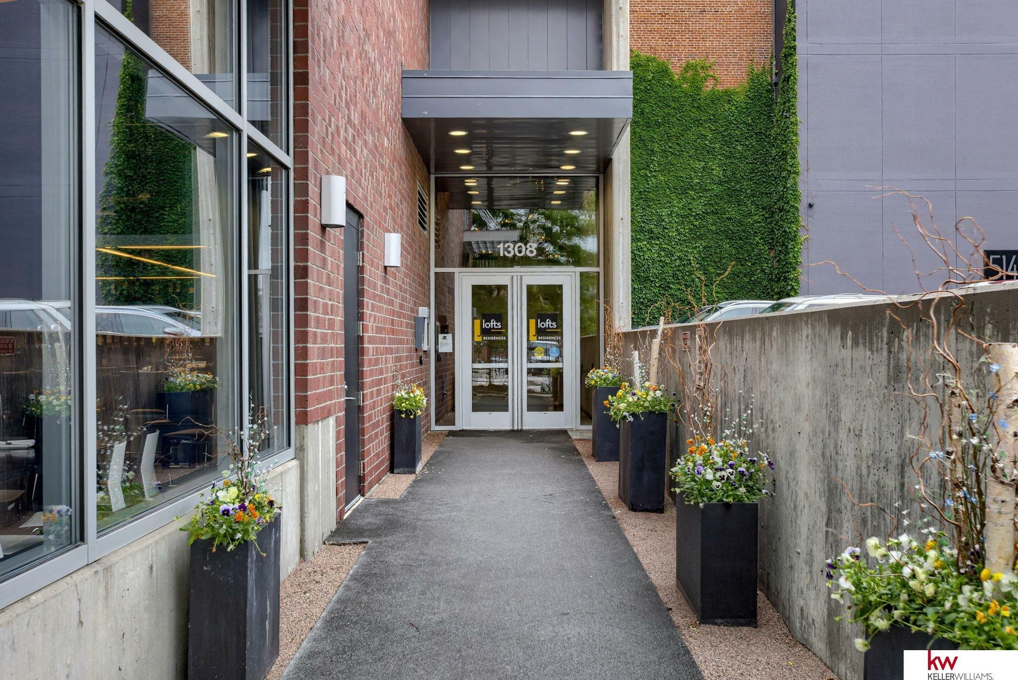 Property Photo: 1308 Jackson Street 608 NE 68102