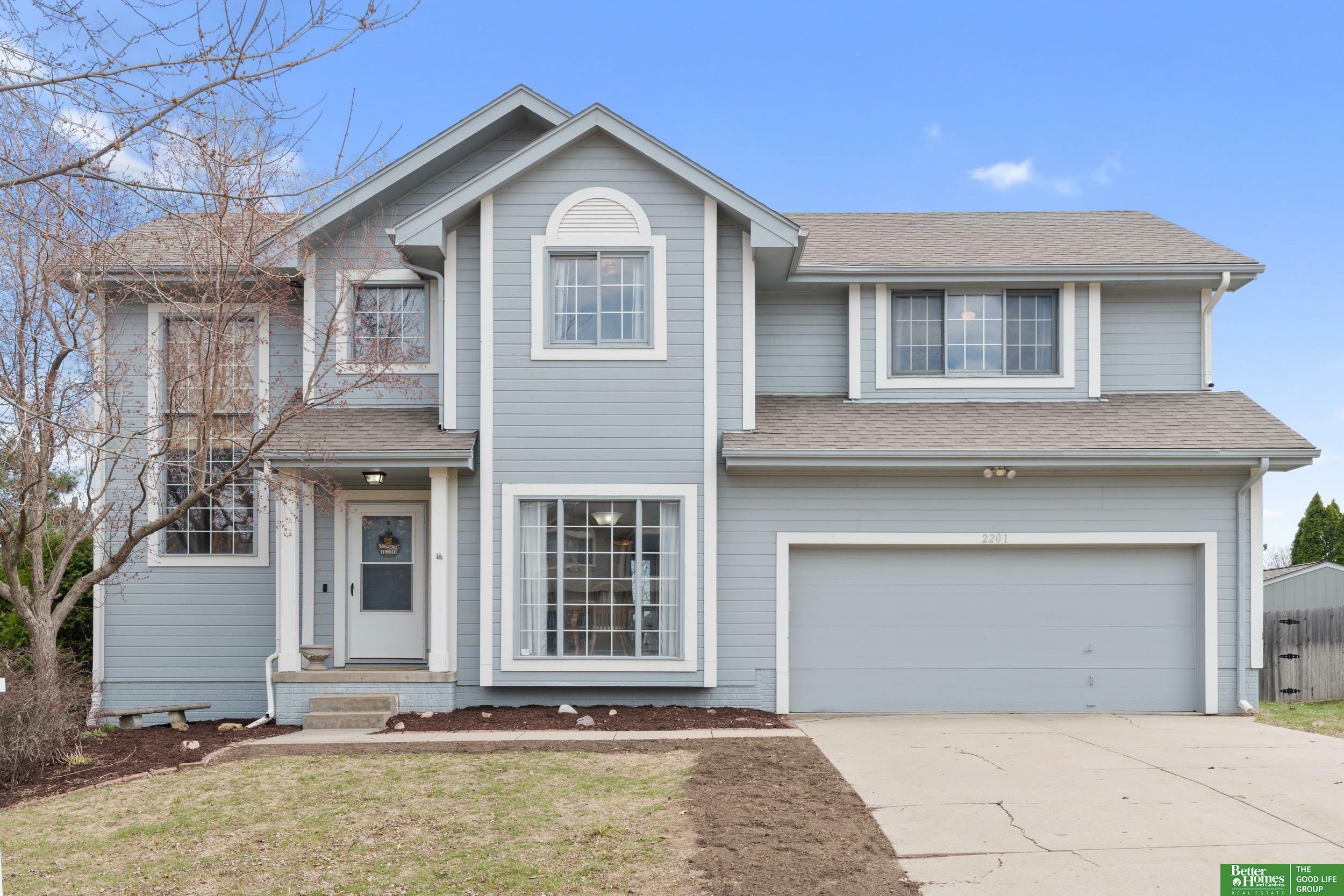 2201 Queen Drive  Papillion NE 68046 photo