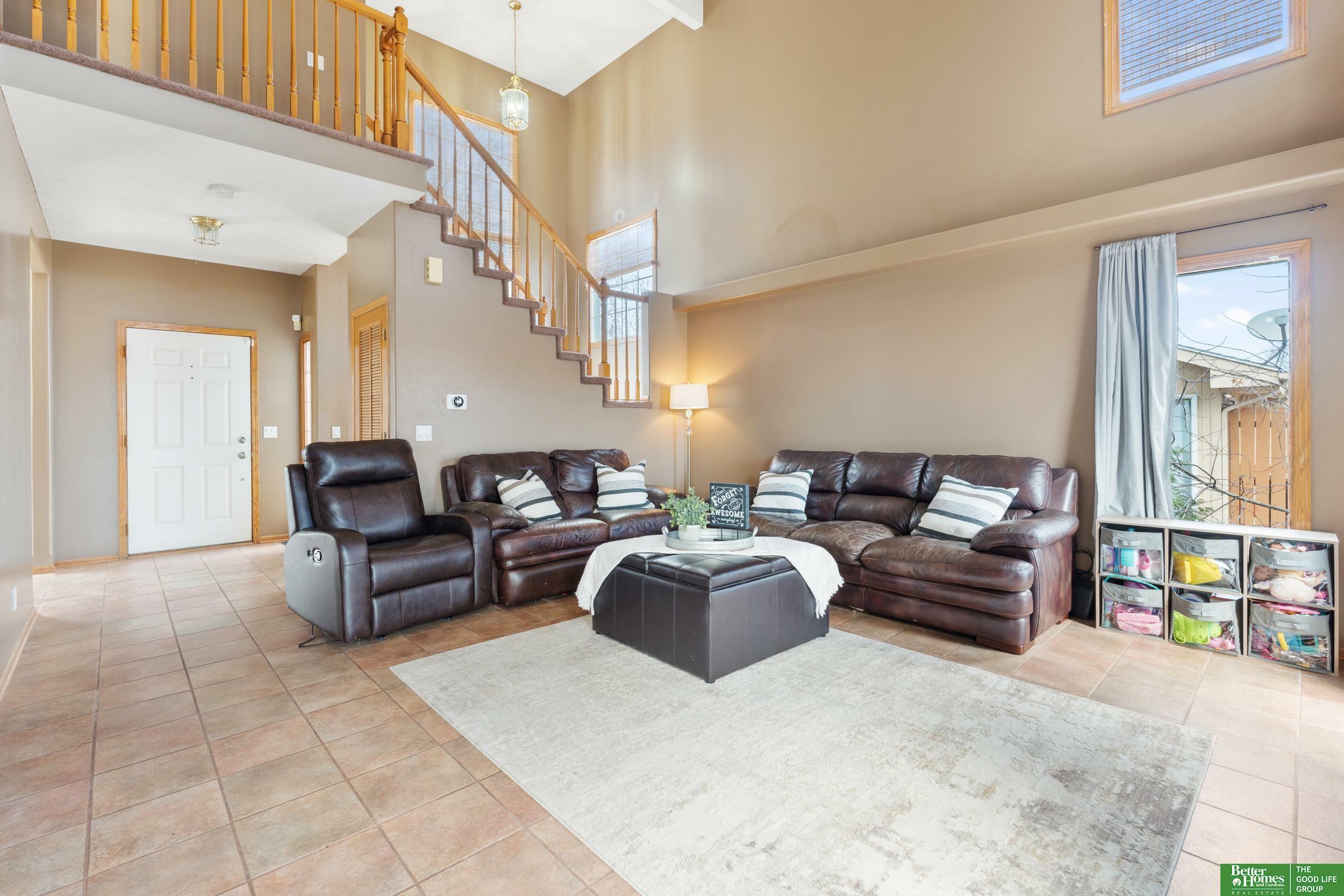 Property Photo: 2201 Queen Drive NE 68046