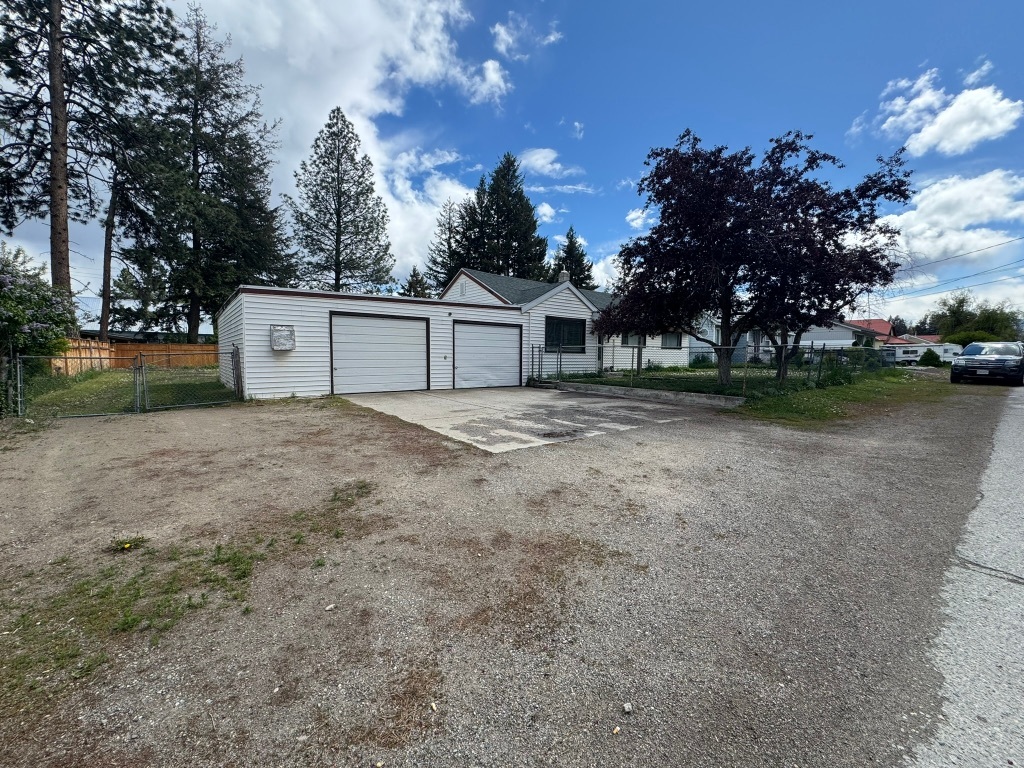 Photo de la propriété: 222 Billiter Avenue BC V0X 1W0