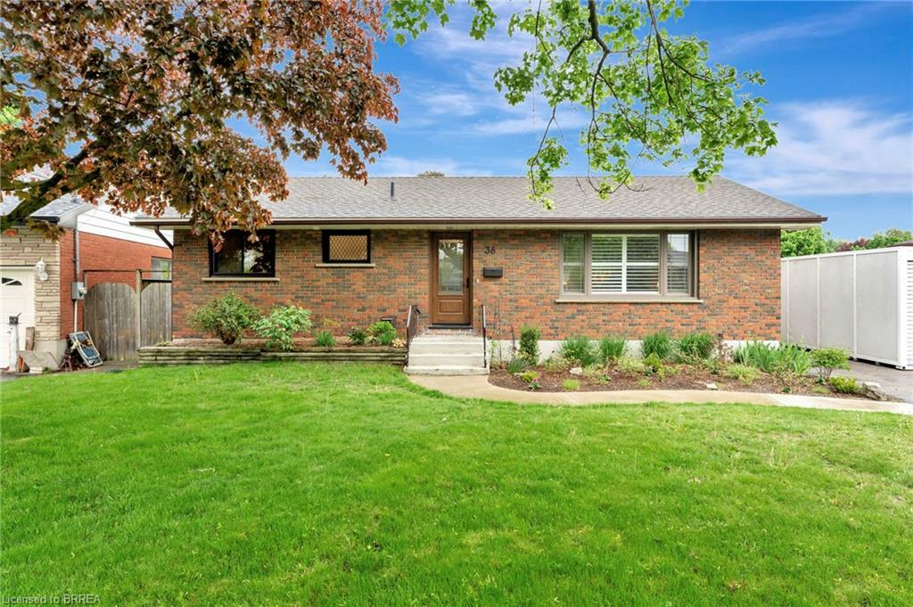 38 Hickery Place  Brantford ON N3S 3C8 photo
