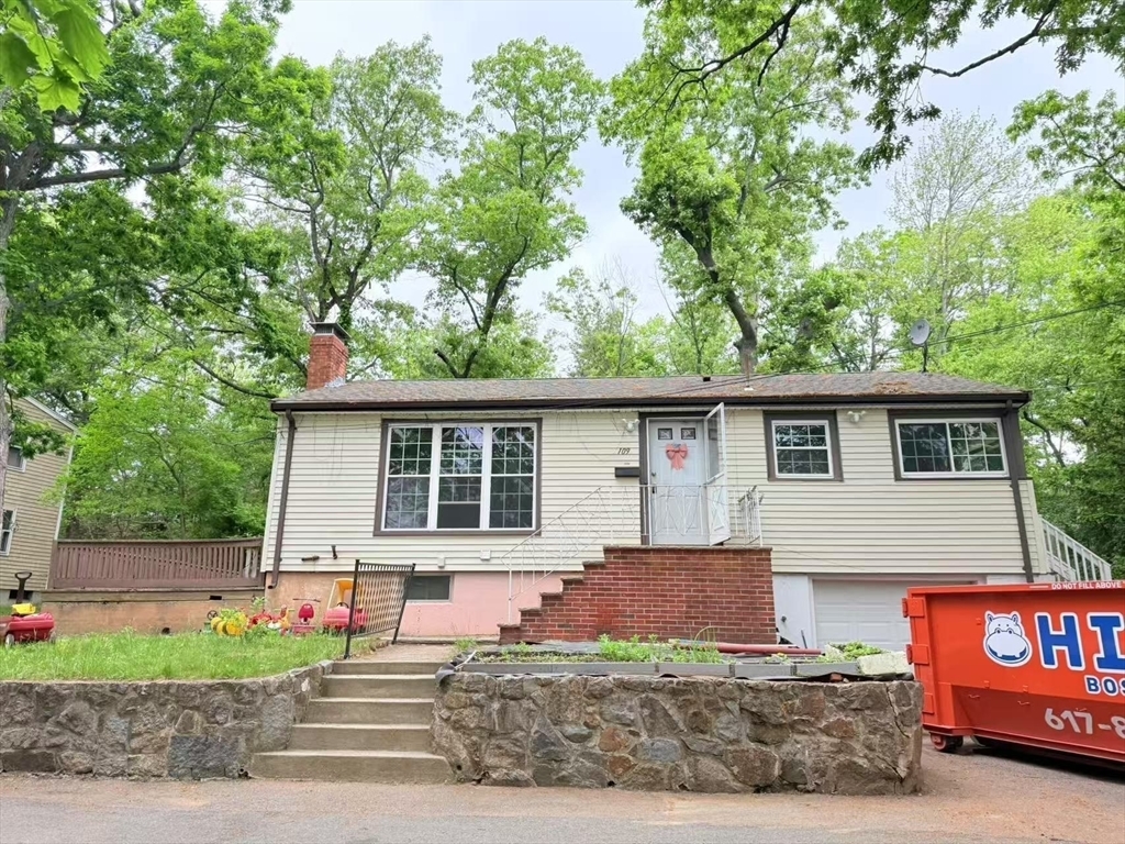 109 Bartlett St  Quincy MA 02169 photo