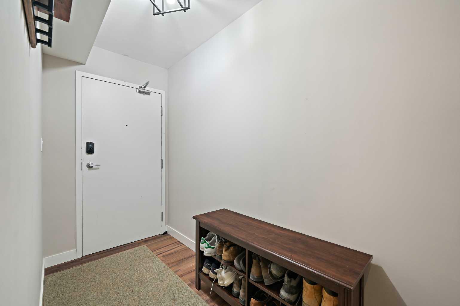 Photo de la propriété: 188 15 Avenue SW 209 AB T2R 1S4