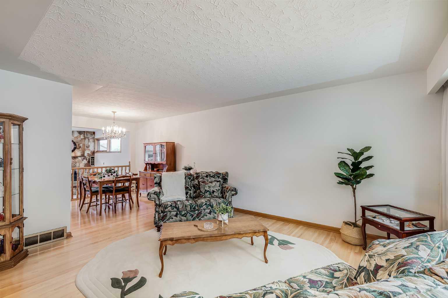 Property Photo: 3440 Caribou Drive NW AB T2L 0S5