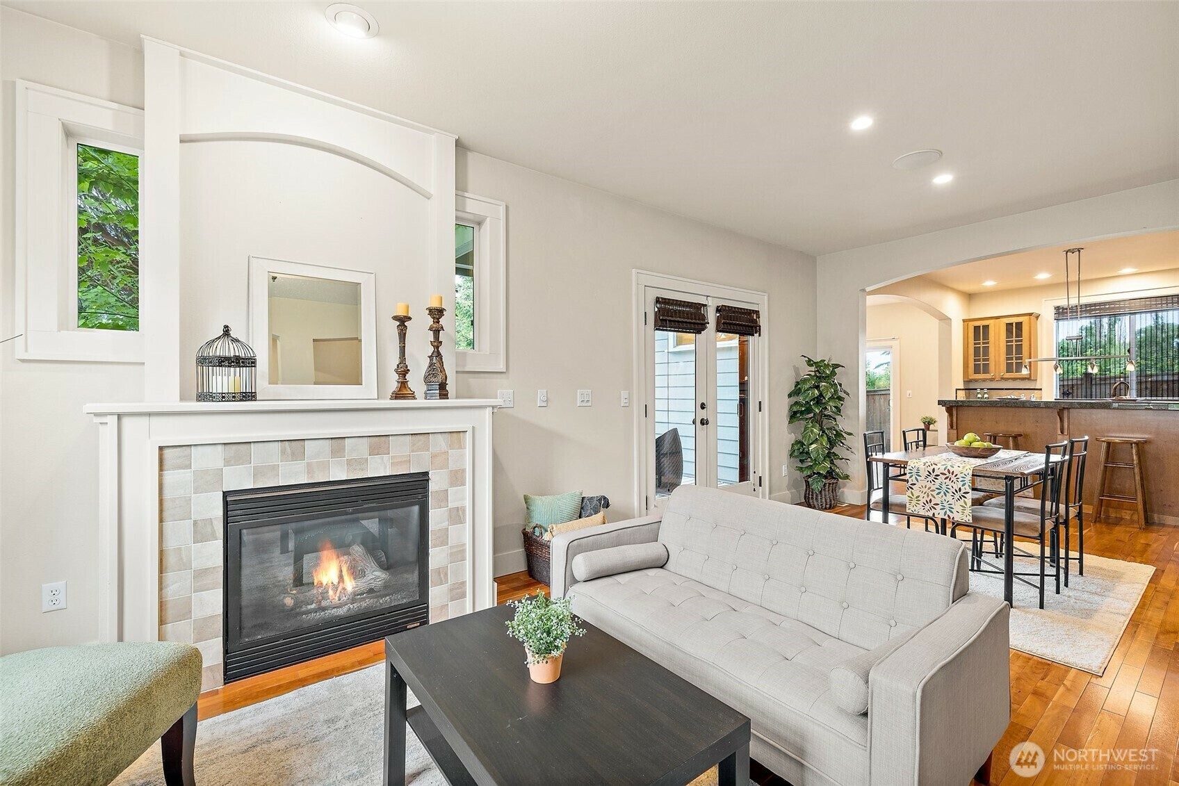 Property Photo: 11423 SE 259th Street 101 WA 98030