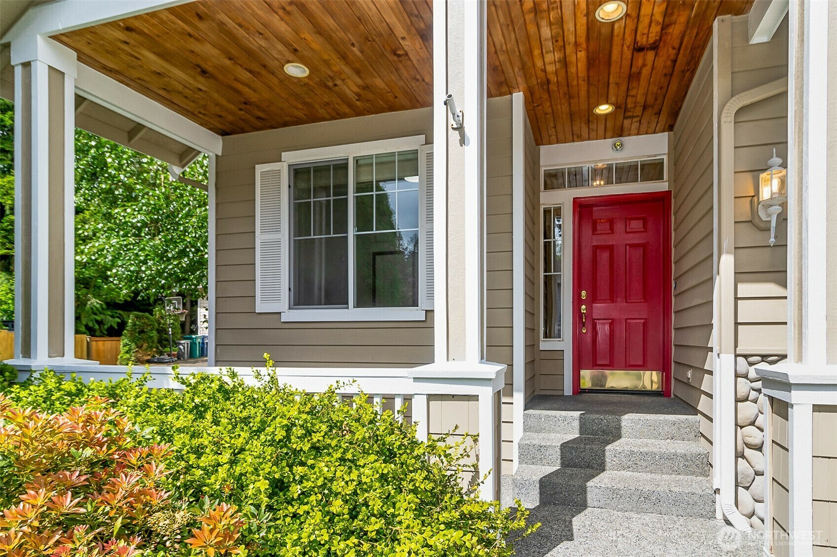 Property Photo: 12032 38th Avenue SE WA 98208