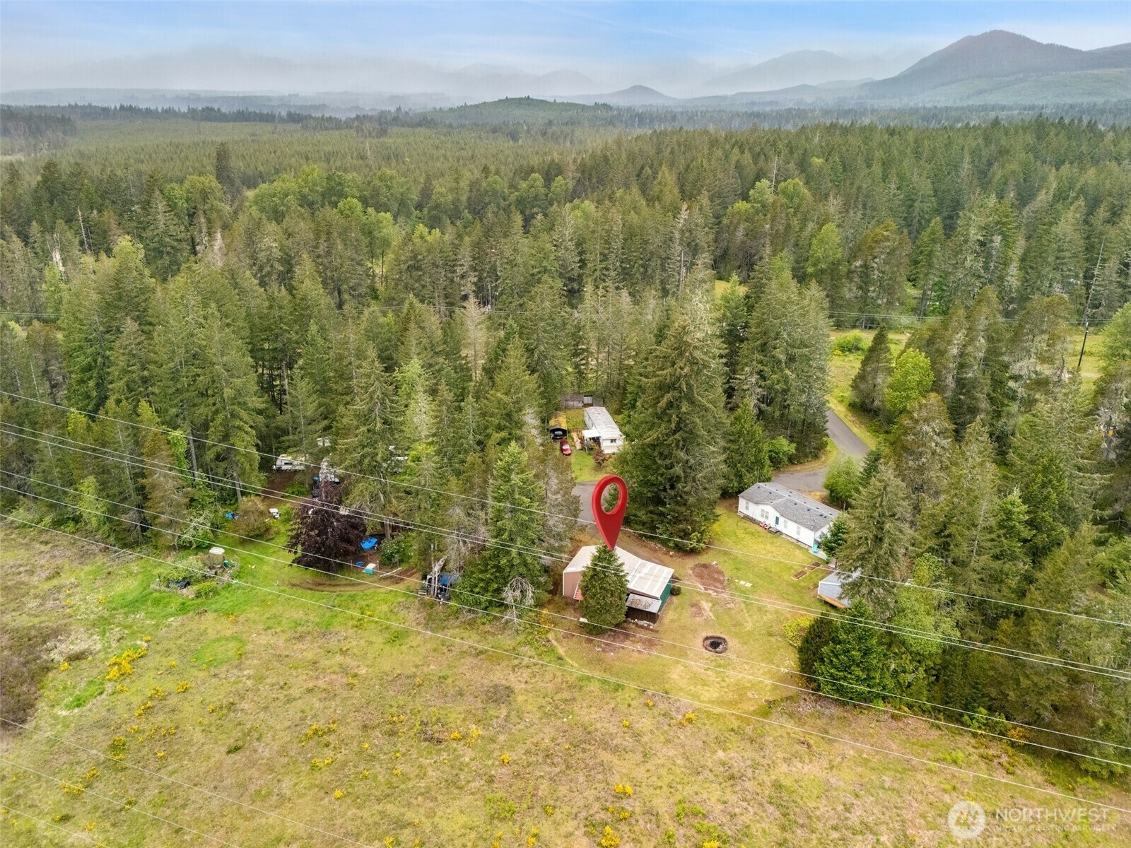 Property Photo:  31 N Silver Lane S  WA 98548 