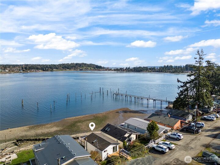 Property Photo: 7513 Hermosa Beach Road WA 98271