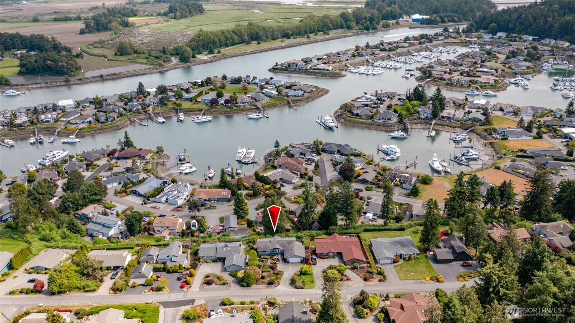 Property Photo: 228 Skagit Way WA 98257
