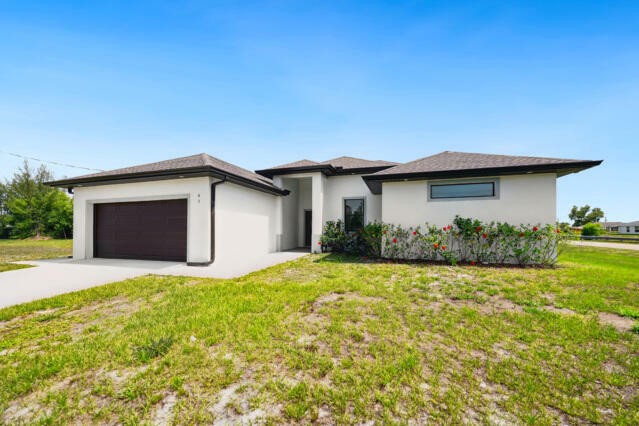Property Photo: 418 NE 31st Ter FL 33909