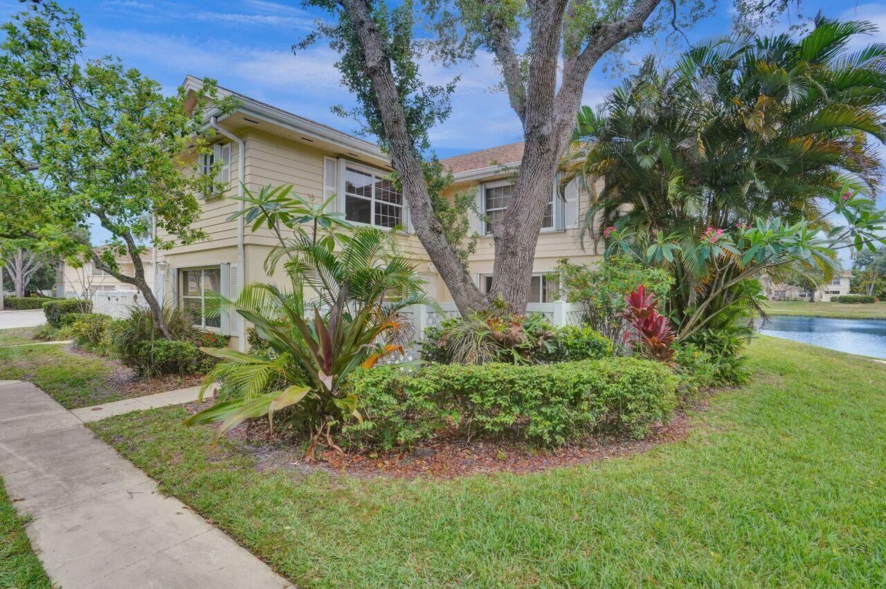 Property Photo: 8155 Chelsea Court 55A FL 33406