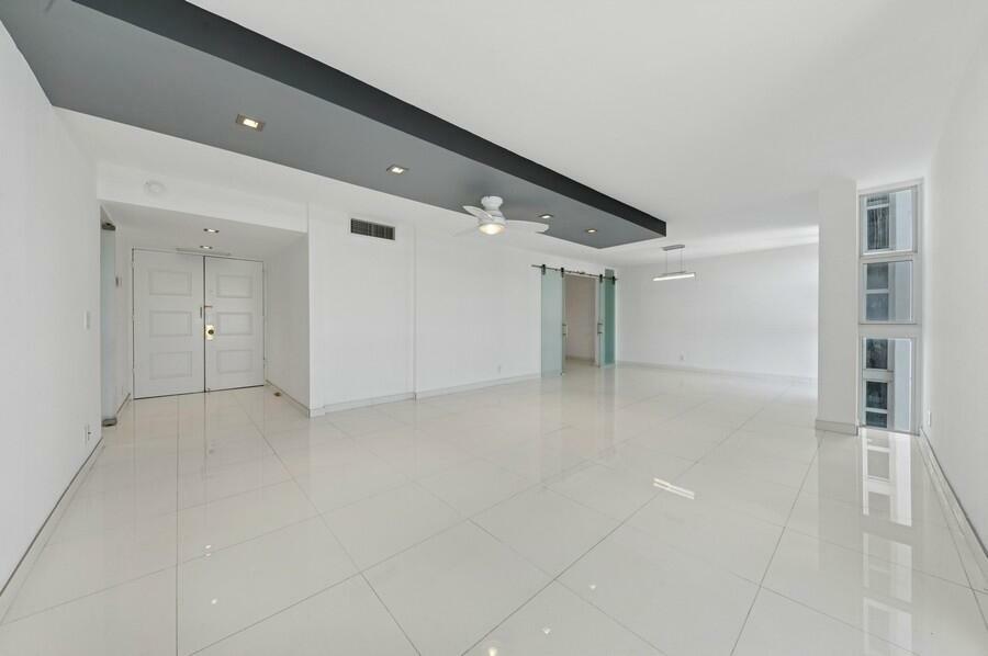 Property Photo: 2200 S Ocean Boulevard 606 FL 33483