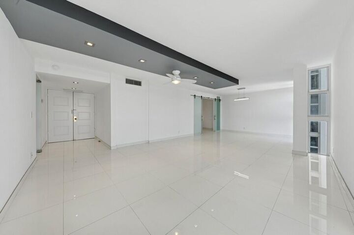 Property Photo: 2200 S Ocean Boulevard 606 FL 33483