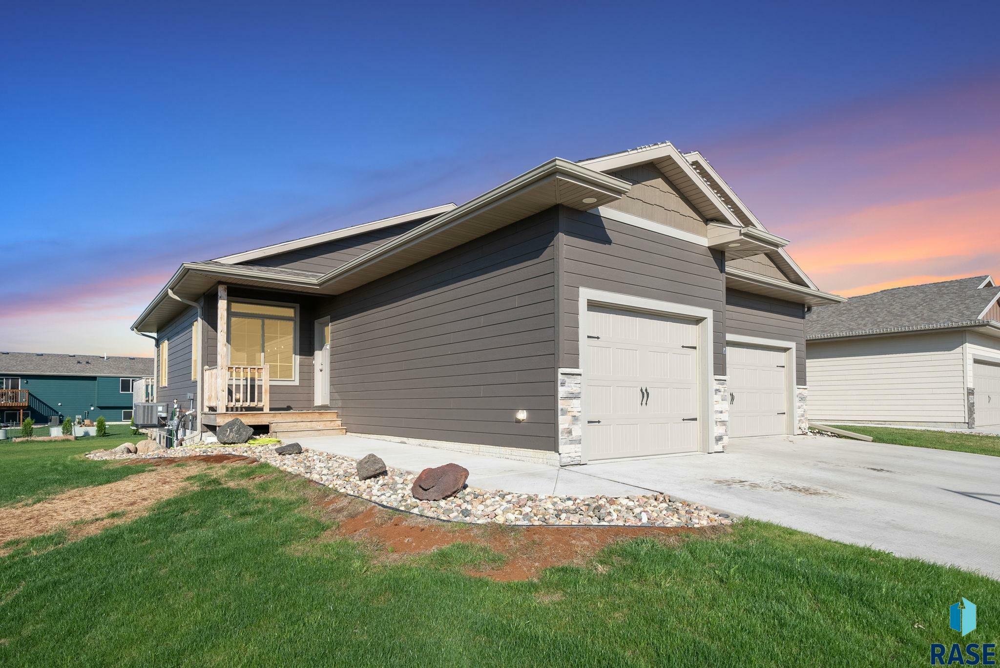 Property Photo: 2900 S Lana Dr SD 57106